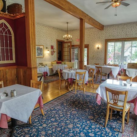 Rockwell Falls Inn And Wine Bar Lake Luzerne Exteriör bild