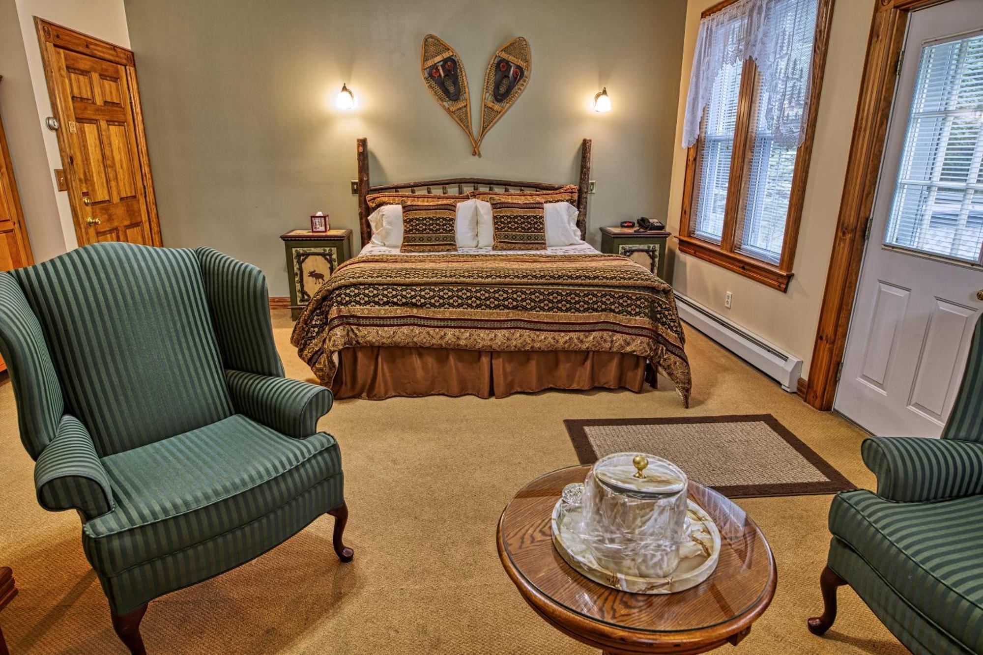 Rockwell Falls Inn And Wine Bar Lake Luzerne Rum bild