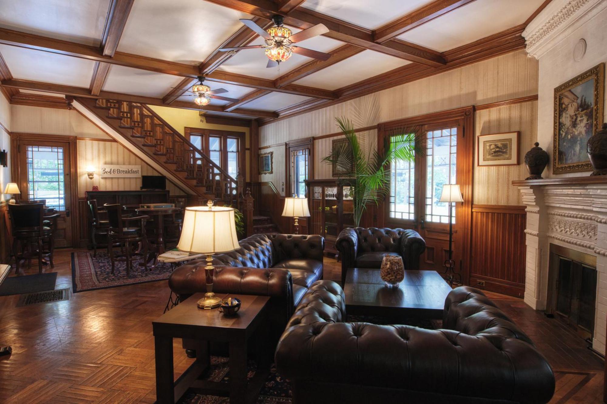 Rockwell Falls Inn And Wine Bar Lake Luzerne Exteriör bild